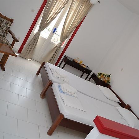 Ostria Hotel & Apartments Gavrio Extérieur photo
