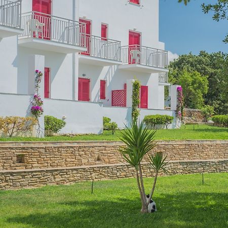 Ostria Hotel & Apartments Gavrio Extérieur photo