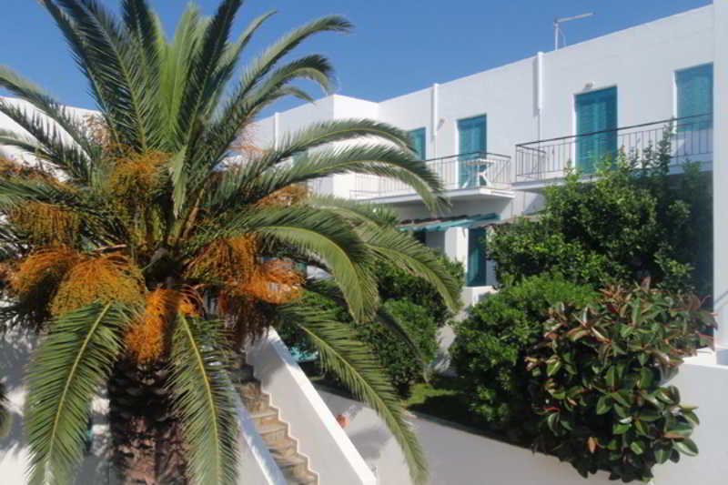 Ostria Hotel & Apartments Gavrio Extérieur photo