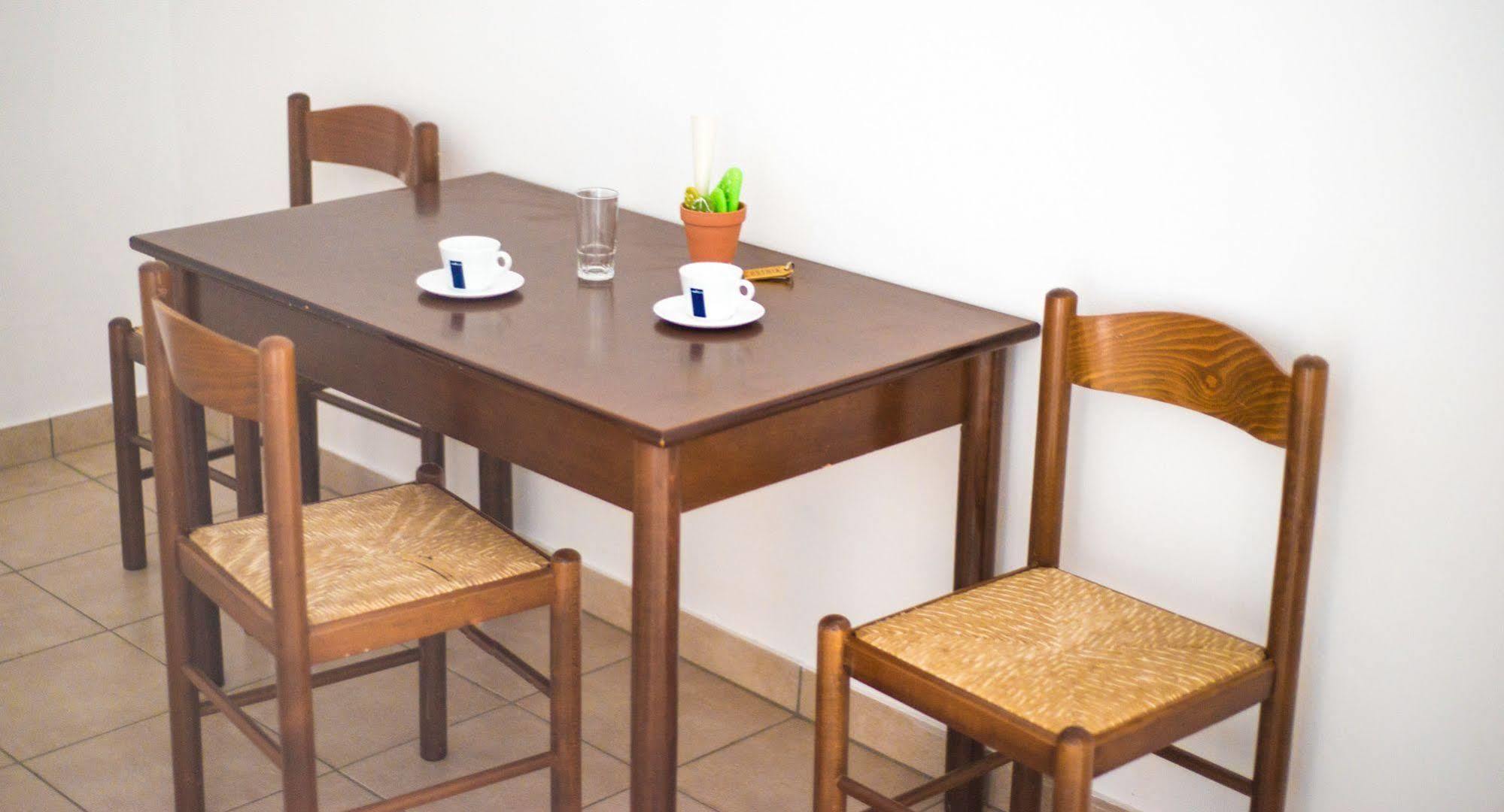 Ostria Hotel & Apartments Gavrio Extérieur photo