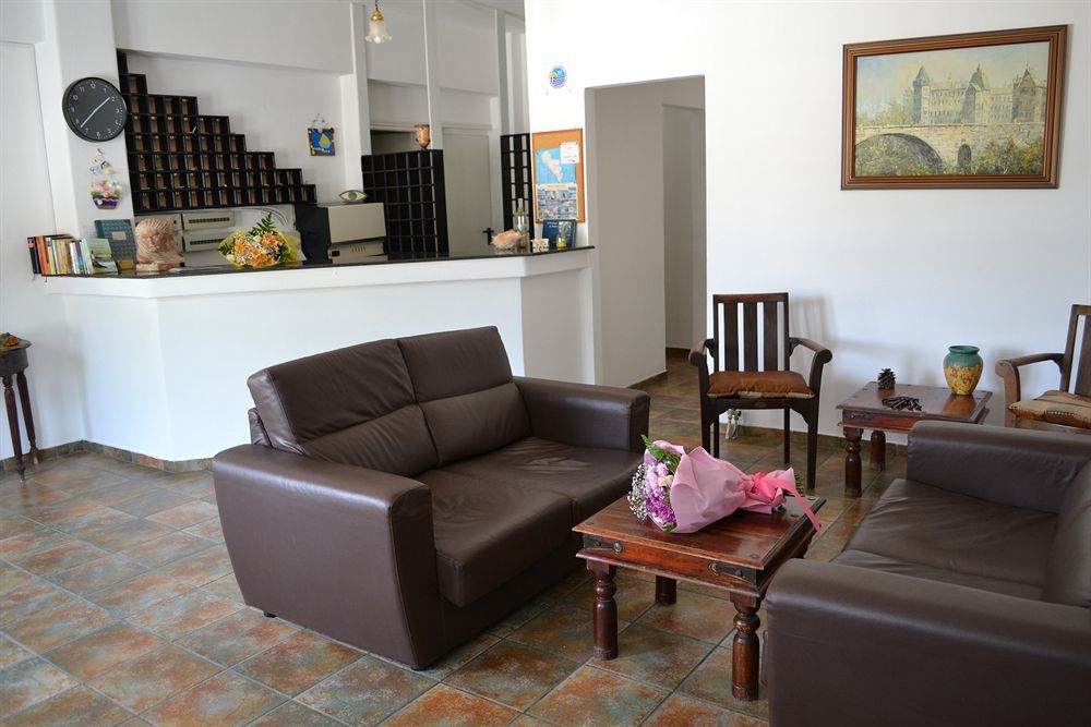 Ostria Hotel & Apartments Gavrio Extérieur photo